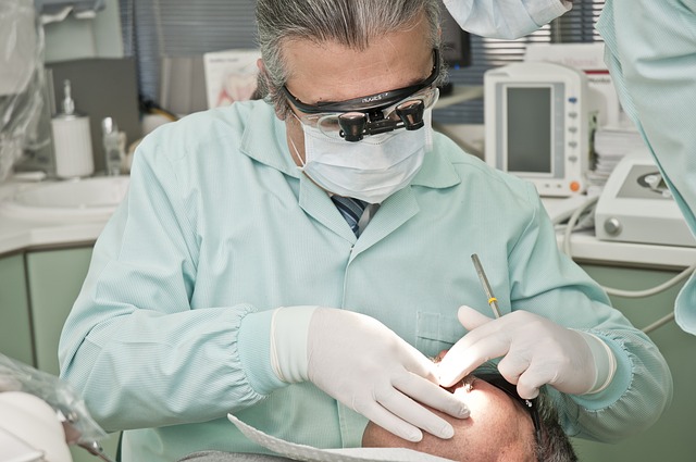 implantes dentales hueso cigomático dañado